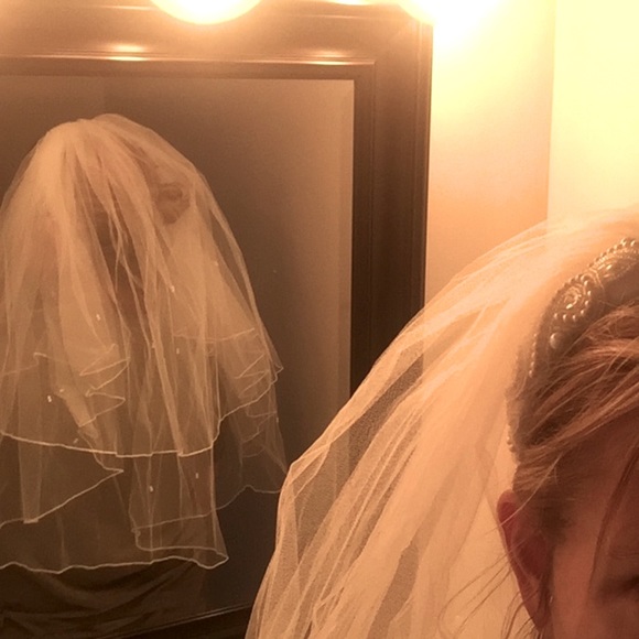 Bridal Veil Headband Pearl and sequin with Blusher - Picture 7 of 7